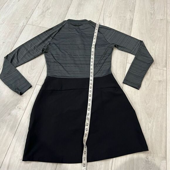 Addias WOMEN'S ULTIMATE365 LONG SLEEVE DRESS size S - Picture 3 of 8
